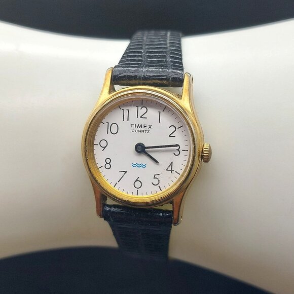 Timex Womens Quartz Watch With Genuine Leather Speidel Band & Gold-Tone Case - Picture 1 of 11